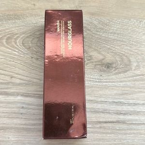 Hourglass Vanish Seamless Finish Liquid Foundation - Porcelain